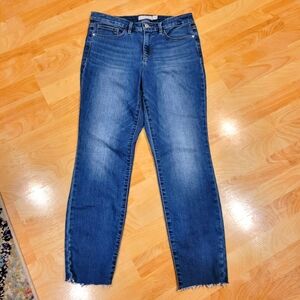 Athleta Sculptek Raw Hem Skinny Jeans Size 8